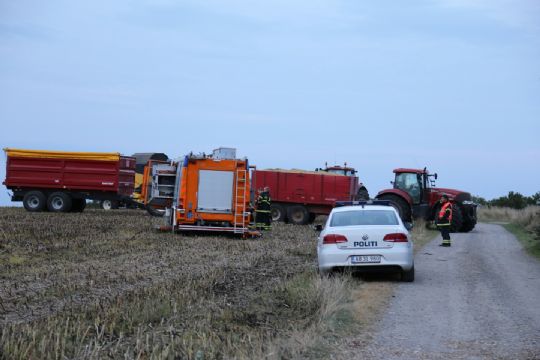 Yngre mand slemt kv�stet ved h�stulykke