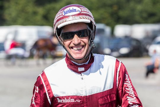 Championtr�neren tilbage i sulkyen