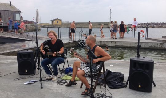 Kalle Brandt vil synge for �ldre