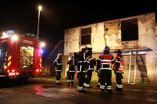 Brand i forladt bygning i Stenseby