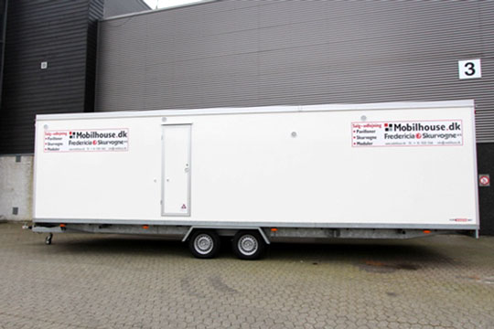 Skadeservicefirma har k�bt husvogn