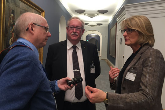 Ystad i succesfyldt m�de med Folketinget