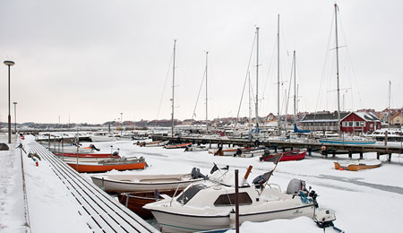 Politifolk h�dret for at redde 17-�rig pige