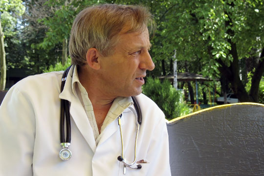 �ldre p� plejehjem kan f� fast l�ge