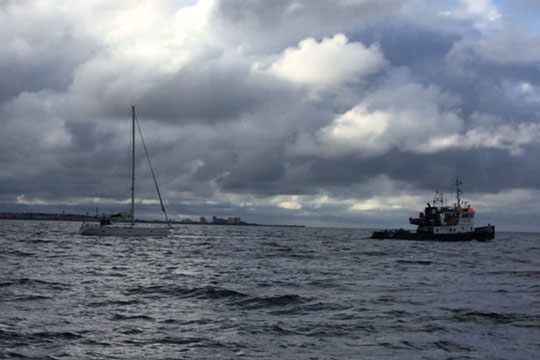 Tysk lystb�d trukket fri