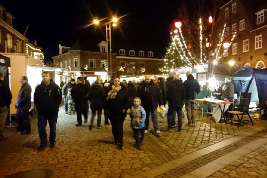 Nex� julepyntes tidligere end normalt