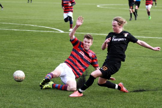 R�nne fB deler f�rstepladsen