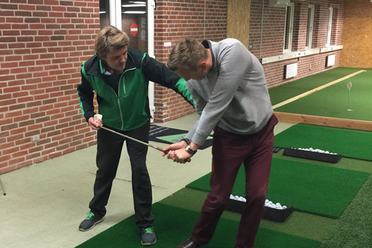 Golfklub har ansat vintertr�ner