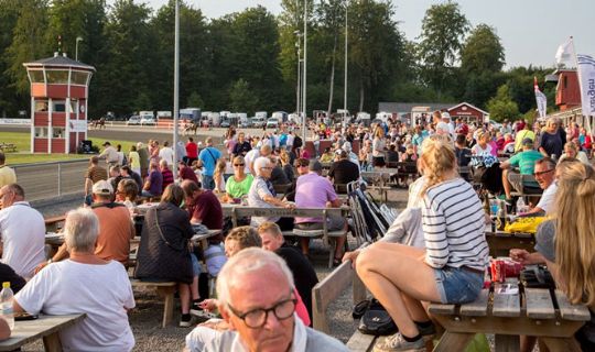 27 l�bsdage p� travbanen i 2017