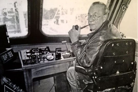 Bog om Bornholms legendariske fiskeskipper