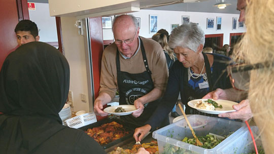 Takker de 122 frivillige i �ldre Sagen