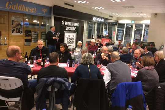 Lille men hyggelig vinaften i Meny