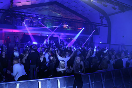 Musikhuzet pakket til sidste plads