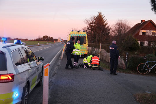 Cyklist k�rt ned i Knudsker