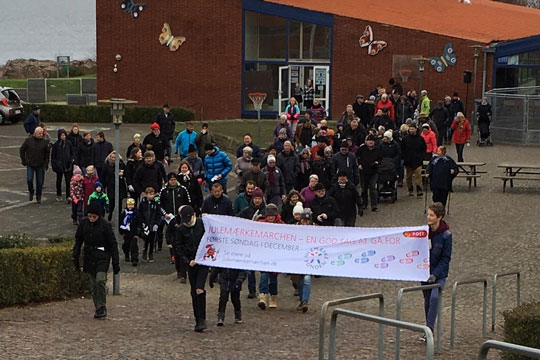 G�ture gav 22.000 kr. til Julem�rkefonden