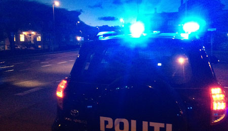 Politiet efterlyser flugtbilist