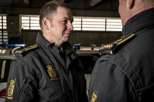 Politifolk har nu numre p� uniformen