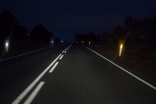 Politiet uddeler refleksbrikker