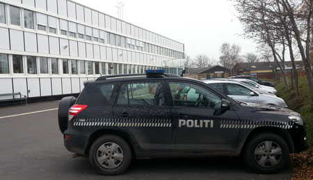 To m�nd anholdt for indbrud i kiosk