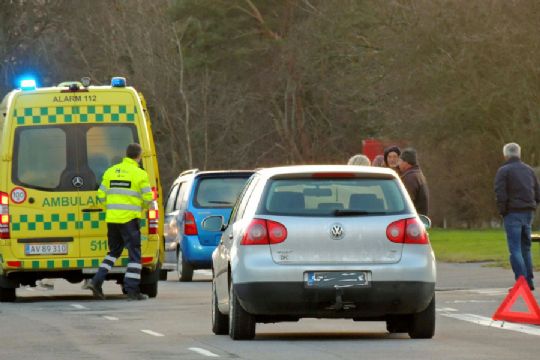 Kvinde sv�rt kv�stet i trafikuheld i Nex�