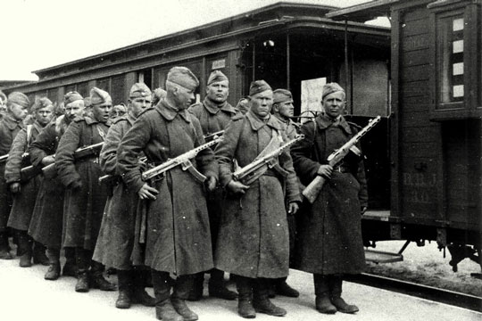 Ny roman inspireret af efterkrigstidens Allinge