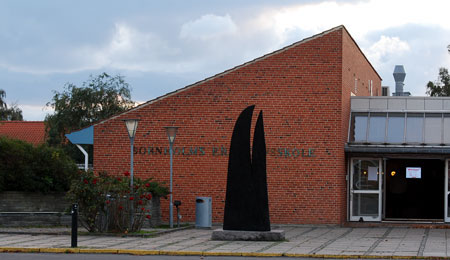 Mere asbest p� Campus end forventet