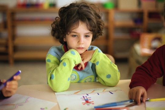 DF vil sende flygtninges b�rn i privatskoler