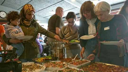 Mange ville smage arabisk mad p� Slottet