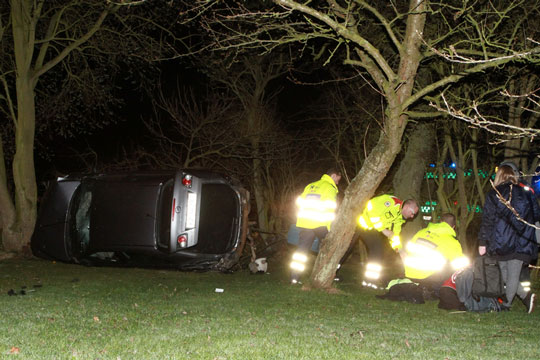 Bil med fem unge k�rte galt ved Bodilsker