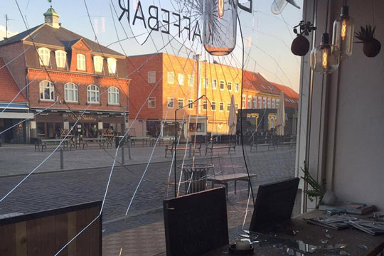 H�rv�rk mod kaffebar