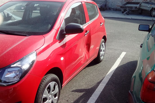 Bilist forsvandt efter uheld