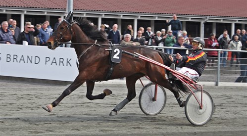 St�rste V5-favorit i aften har tredje r�kke