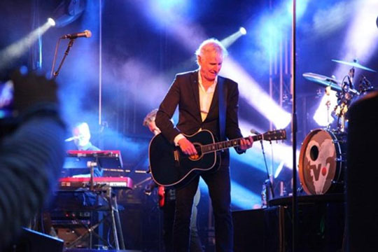 Unge billigt til koncert med TV-2