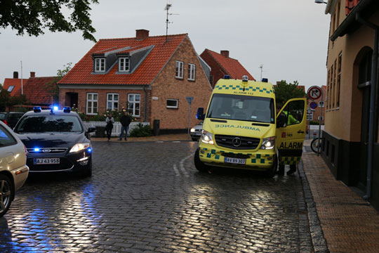 Cyklist p�k�rte bil