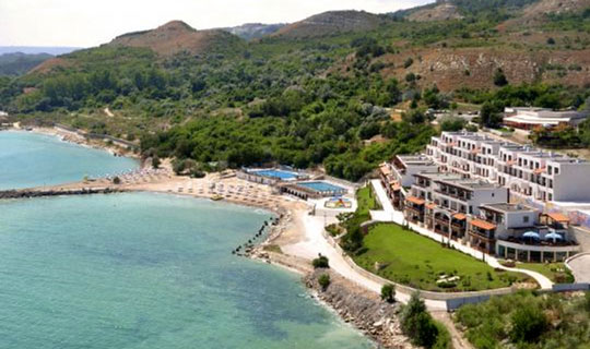 Spies sender valgbus til Bornholm