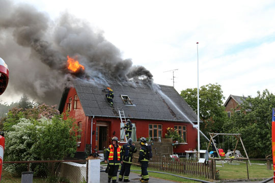 Politiet skal unders�ge brandsted