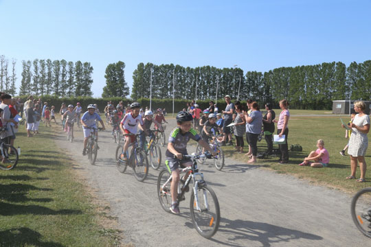 St�vet men yderst l�nsomt cykell�b i Nyker