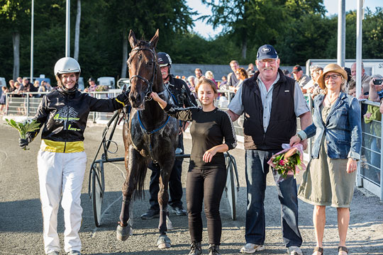 Bornholmsk veteran jubler over ny hest