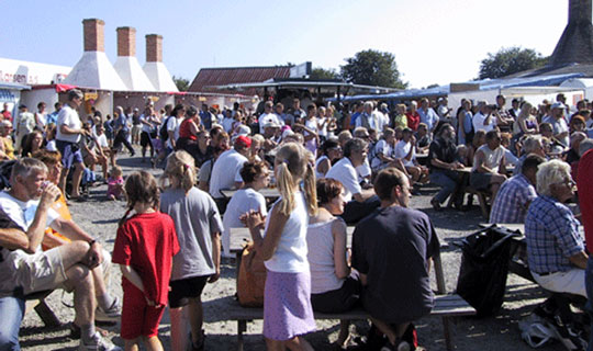 Snogeb�k Havnefest har f�et helt nye telte