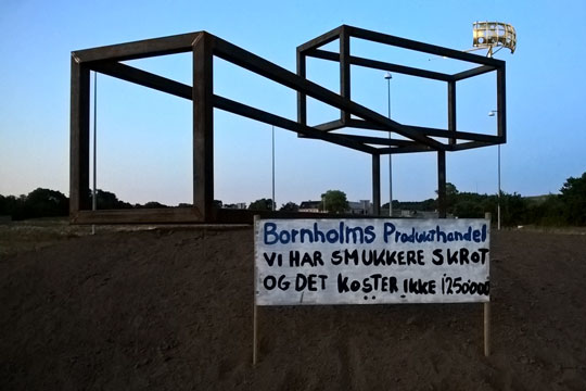 Synlig protest mod kunstv�rk