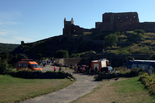 Redningsaktion: Hund styrtet ved Hammershus