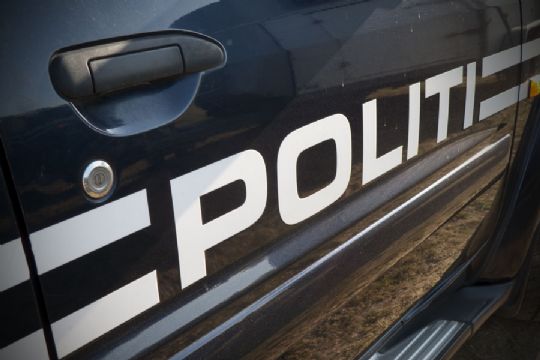 Ung kvinde sigtet for indbrudstyveri