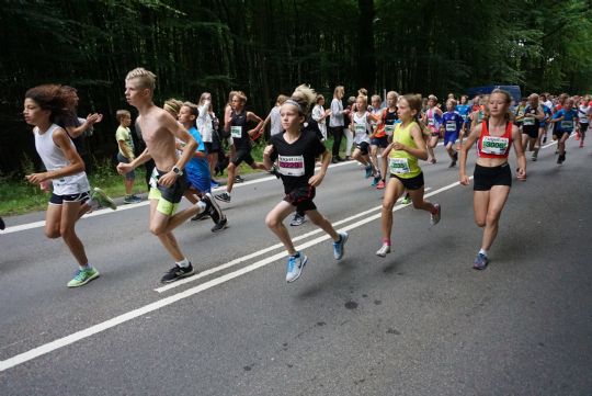 Podieplads til Vikingl�ber i Ungdom