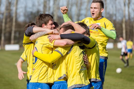 Sejr i f�rste runde