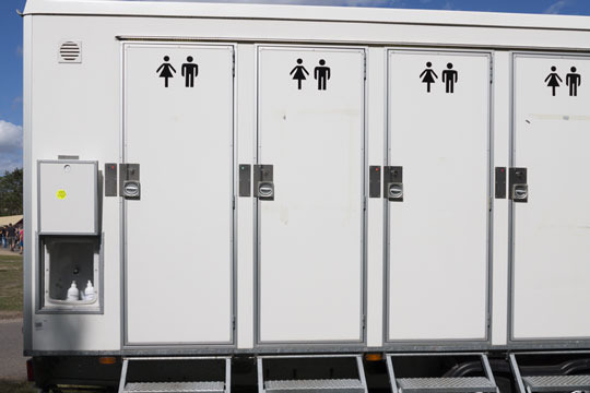 For�ldre vil opstille toiletvogn ved skole