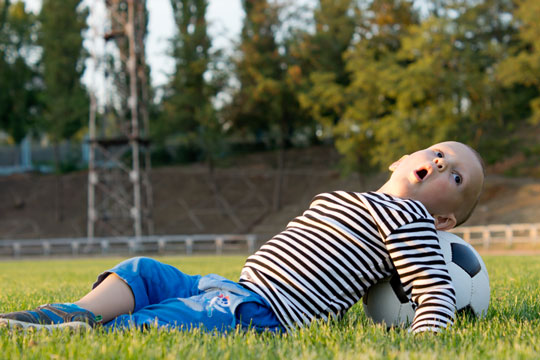 DBU sender tr�ner ud i b�rnehaver