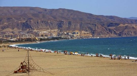 Spies flyver til Andalusien