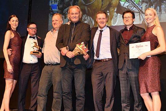 Bornholms champ tre gange p� scenen