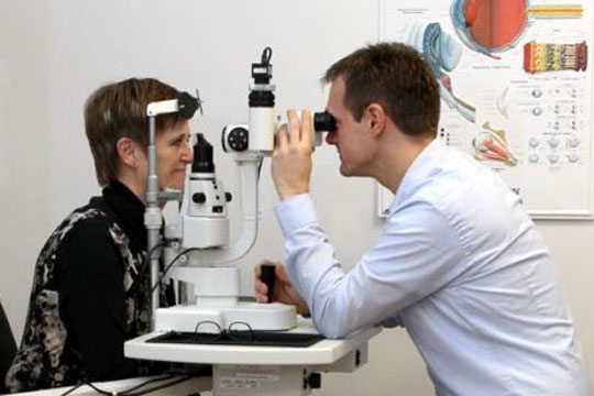 Synstest af 40+ i Aakirkeby