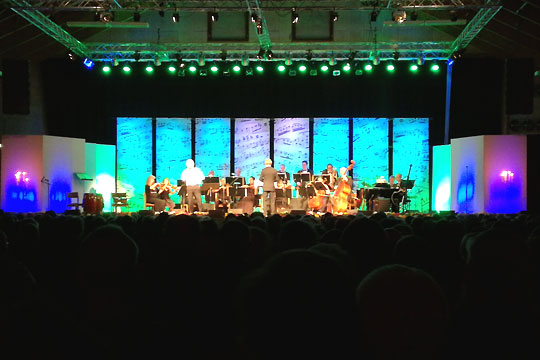 ASG h�ber p� 90.000 fra Nyt�rskoncerterne